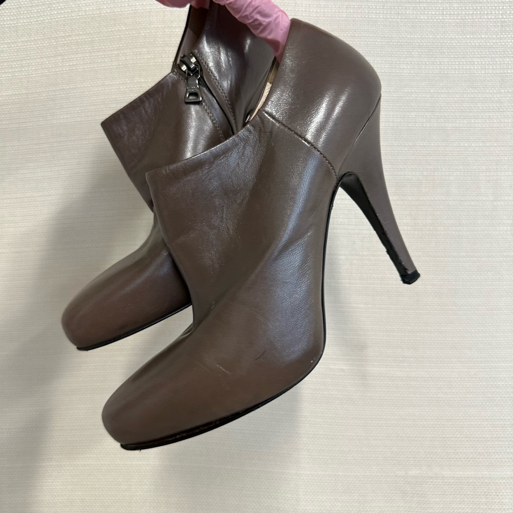 Prada Brown Ankle Booties with Sleek Pointed Toe Size 37 - Picture 4 of 8